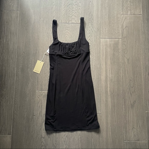 Wilfred Little Black Dress 🖤 - Picture 2 of 6